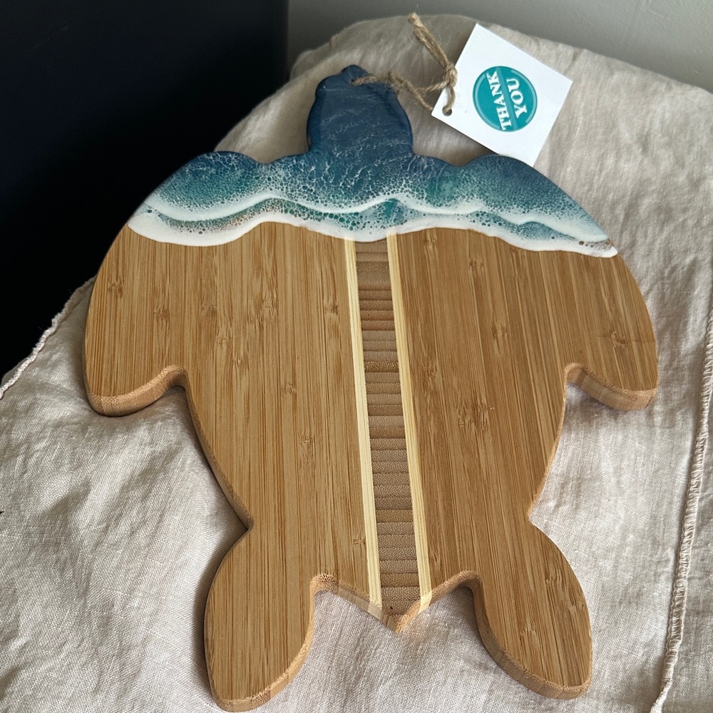 Turtle Shaped Bamboo Cutting Board with Ocean Design